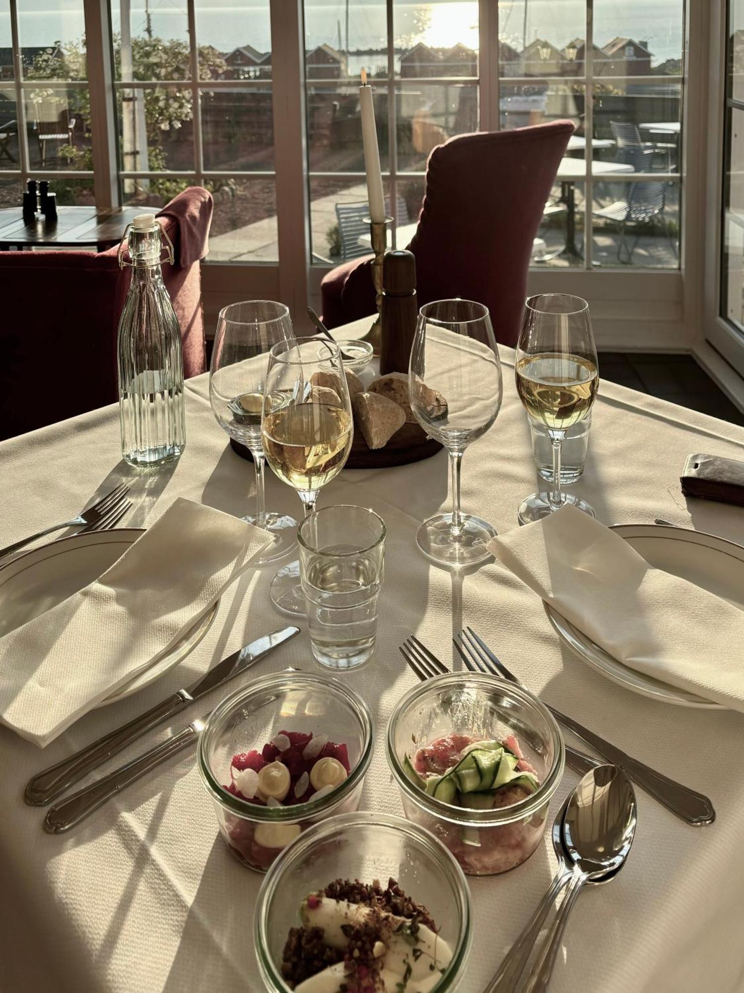 Hotel Kysten Hasle Kültér fotó
