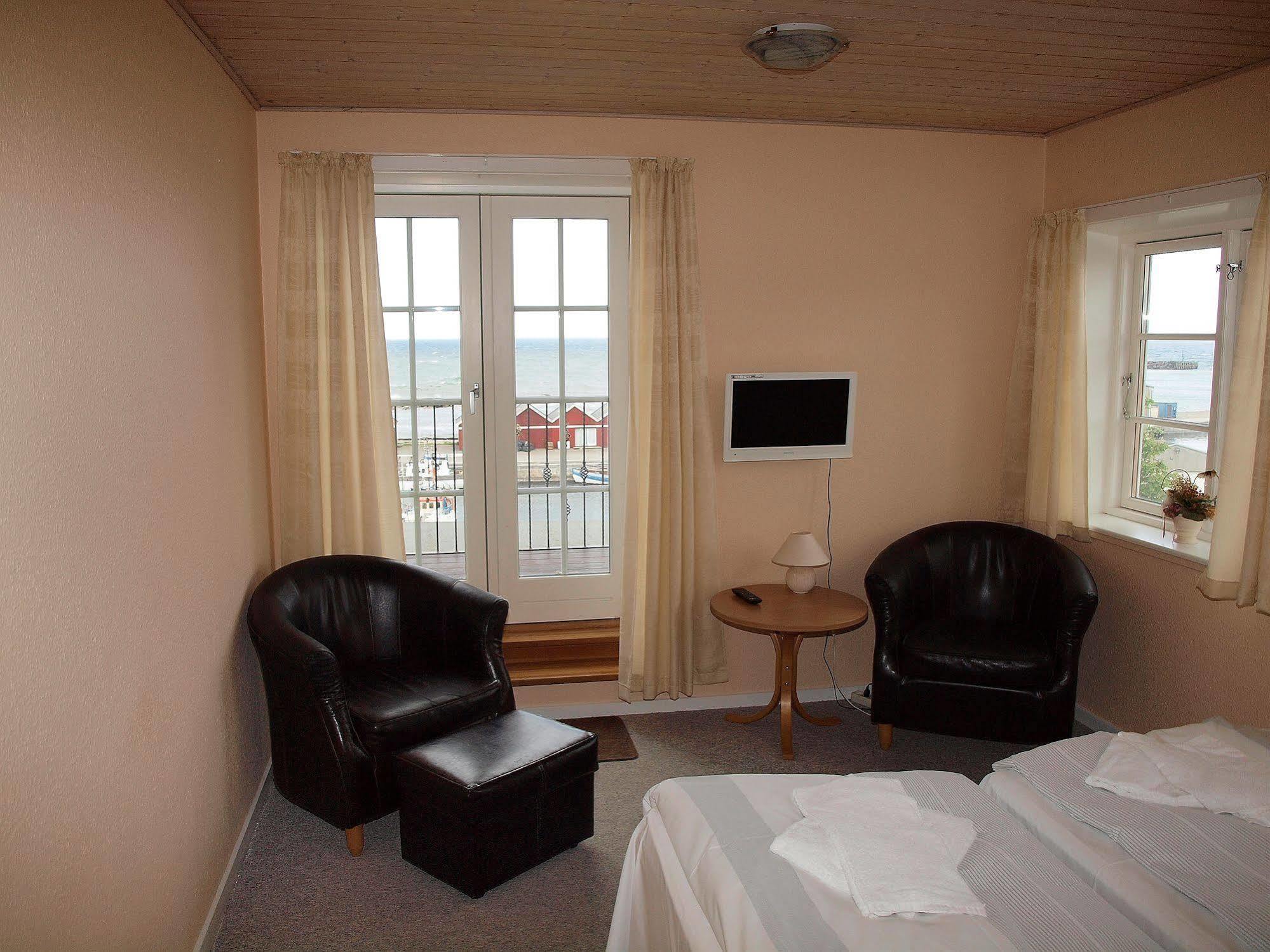 Hotel Kysten Hasle Kültér fotó